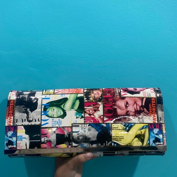 Vintage Vogue Magazine Print Clutch With Chain Strap - Picture 1 of 5